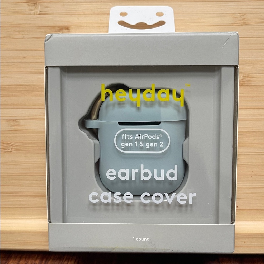 Heyday Earbud case cover (gen 1 & gen 2) Sage Green New in Box